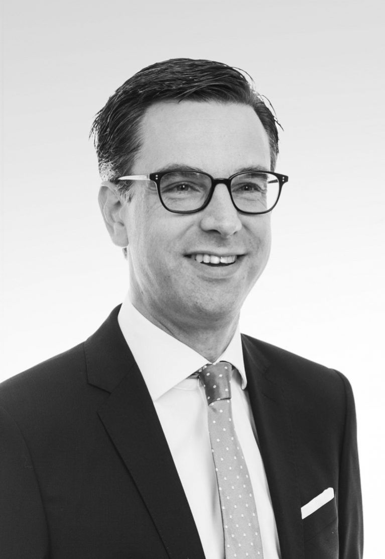 Dr. Benedikt Overbuschmann